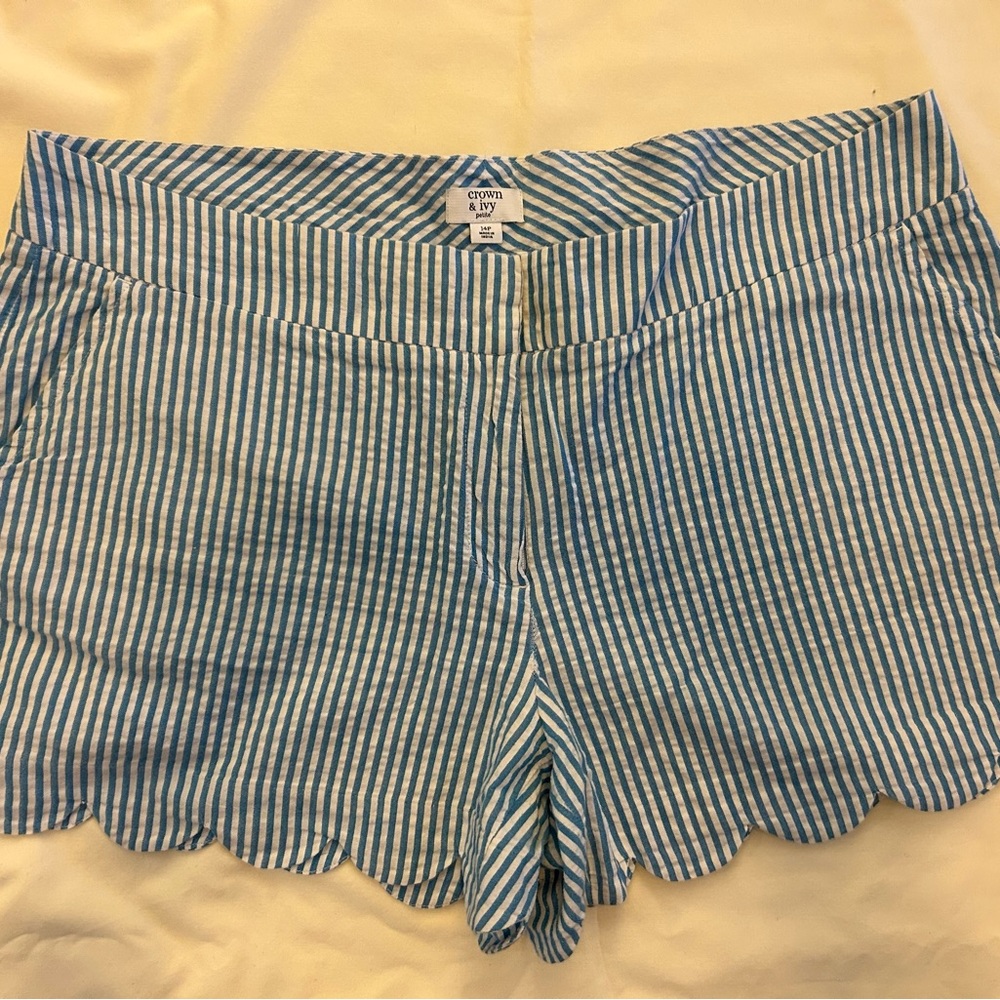Crown and Ivy shorts size 14 p